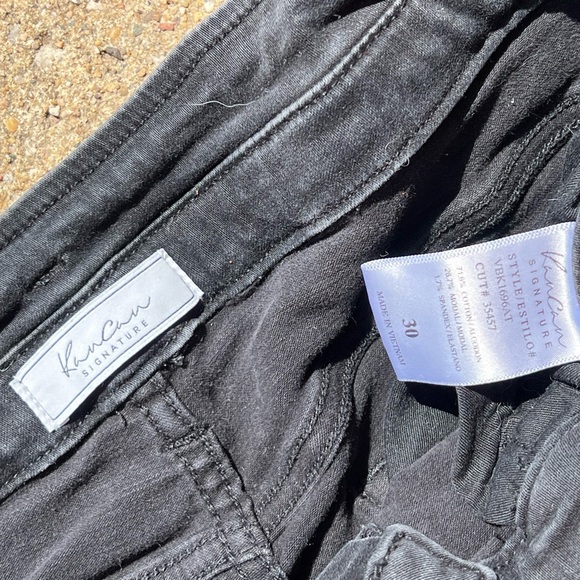 Kancan Distressed Black Jeans - Picture 4 of 6